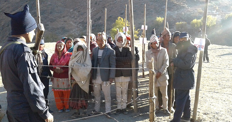 डोल्पाका २ मतदान केन्द्र  सम्पर्क विहीन, फोदगाउँमा मतदान सम्पन्न